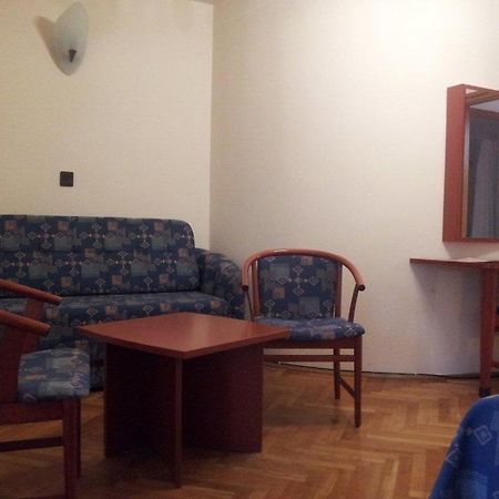 Fenyves Hotel Bekescsaba Luaran gambar
